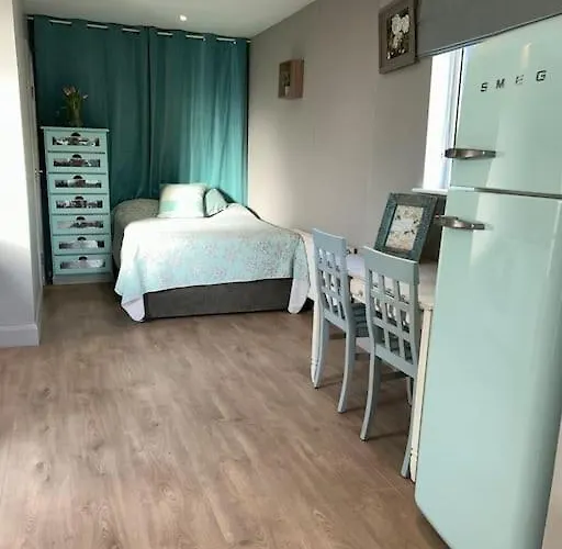 Guest In Glenageary * Dublin
